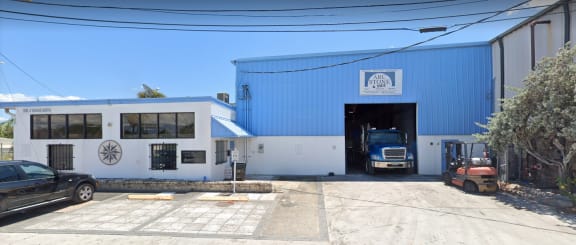 Arc Stone - 3114 Tuxedo Ave West Palm Beach, FL 33405
